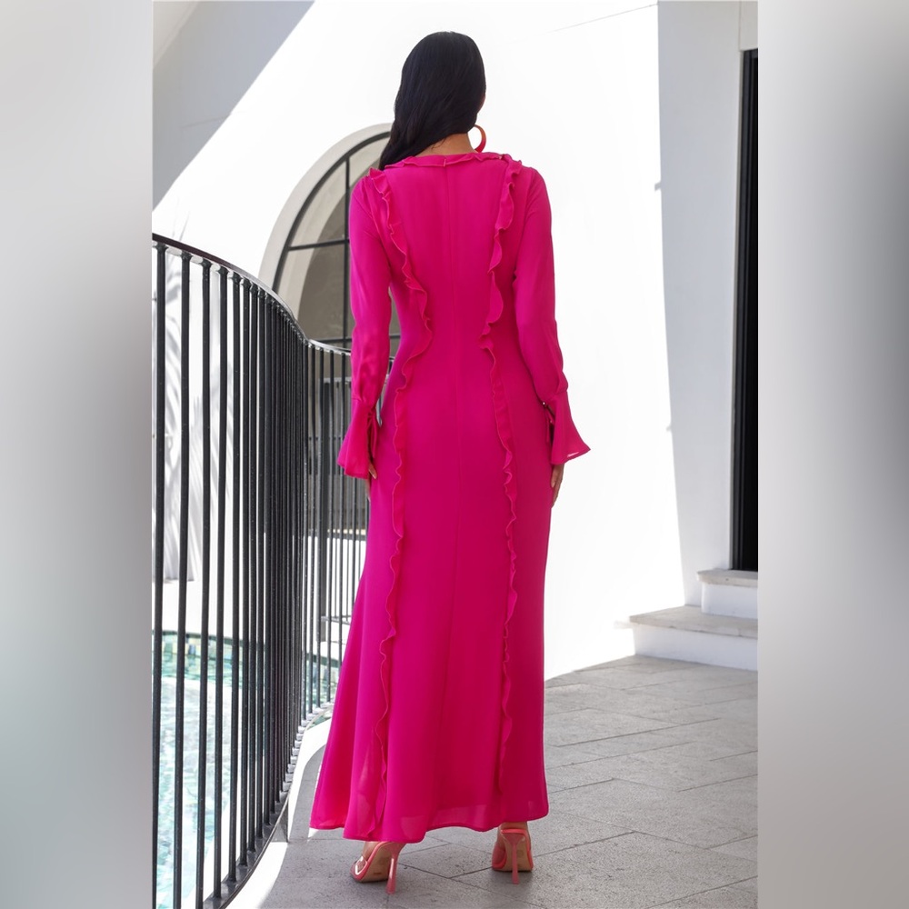 Runaway the Label Oxana Maxi Dress 💞 - Picture 5 of 5